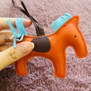 Brand new , could add to bag for decorating